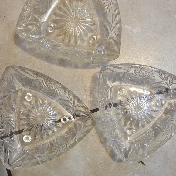 Silver Intricate Serveware Crystal Dish/Ashtray - Picture 1 of 7